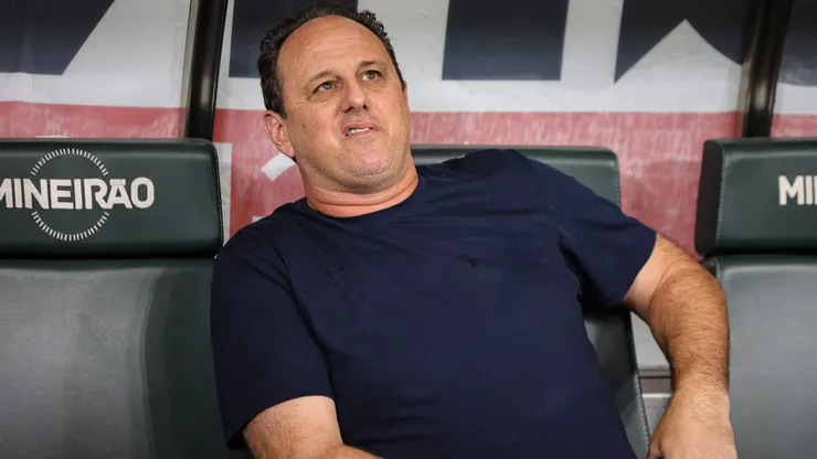 MG - BELO HORIZONTE - 25/10/2023 - BRASILEIRO A 2023, CRUZEIRO X BAHIA - Rogerio Ceni tecnico do Bahia durante partida contra o Cruzeiro no estadio Mineirao pelo campeonato Brasileiro A 2023. Foto: Gilson Lobo/AGIF