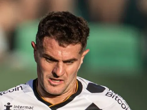 Torcida do Vasco DETONA arbitragem por expulsão de Vegetti no BR