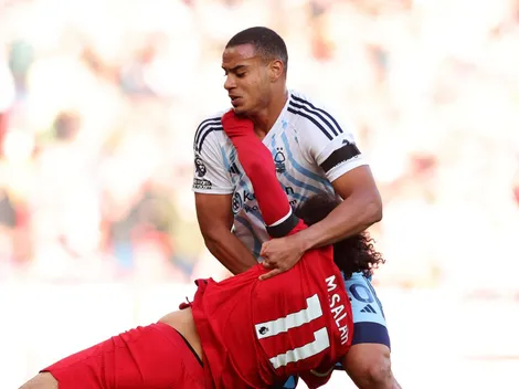 Murillo APRONTA em Anfield e vacilo chega na torcida do Corinthians