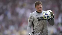 Lucas Perri goleiro do Botafogo durante partida contra o Fluminense no estadio Maracana pelo campeonato Brasileiro A 2023. Foto: Jorge Rodrigues/AGIF