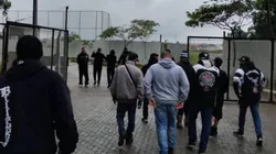 Foto: Reprodução/Redes Sociais: Torcedores mandaram recado para elenco