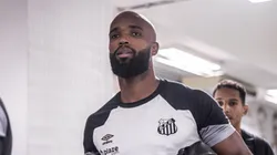 Fotos: Raul Baretta/ Santos FC - Messias ficou no banco contra o Coxa.