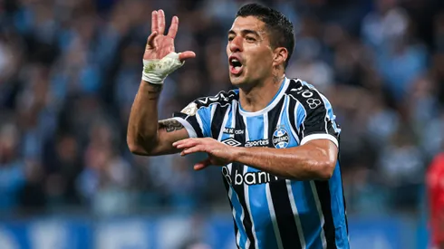 Amigos de Suárez: Abel está louco para Palmeiras contratar +2 reforços - Foto: Maxi Franzoi/AGIF