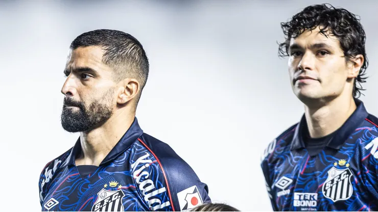 Foto: Abner Dourado/AGIF - Tomás Rincón e Dodô devem ser titulares do Santos