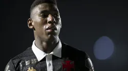 Léo é BARRADO no Vasco em meio a não pagamento no São Paulo - Foto: Jorge Rodrigues/AGIF