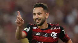 Todos avisados na Gávea: Everton muda de ideia e situação chega ao Timão