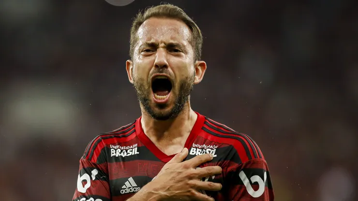 Everton Ribeiro está próximo de trocar o Flamengo pelo Bahia em 2024 - Foto: Bruna Prado/Getty Images