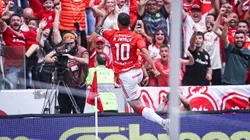 Internacional vence o Vasco fora de casa e se afasta do Z-4. Foto: Maxi Franzoi/AGIF