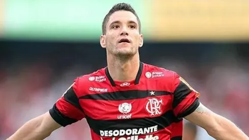 Foto: Divulgação Site Oficial Flamengo - Thiago Neves defendeu o Flamengo