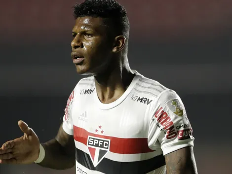 Arboleda 'treta' com torcedor do São Paulo na web; Confira!