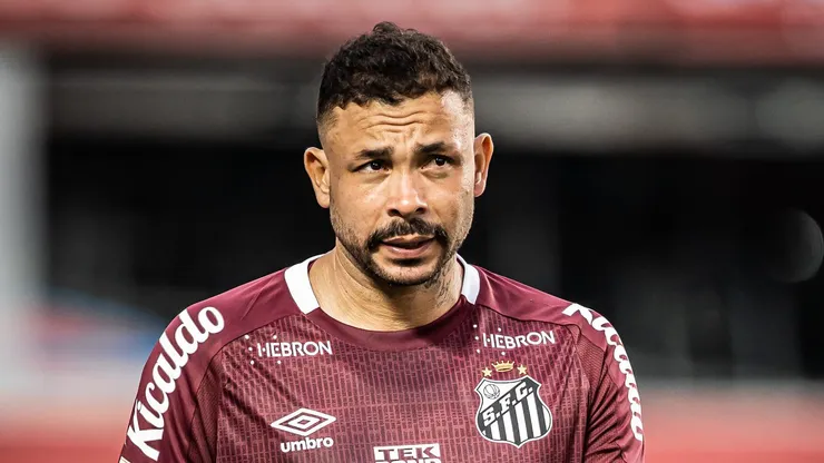 OFICIAL! Santos faz anúncio sobre goleiro Vladimir