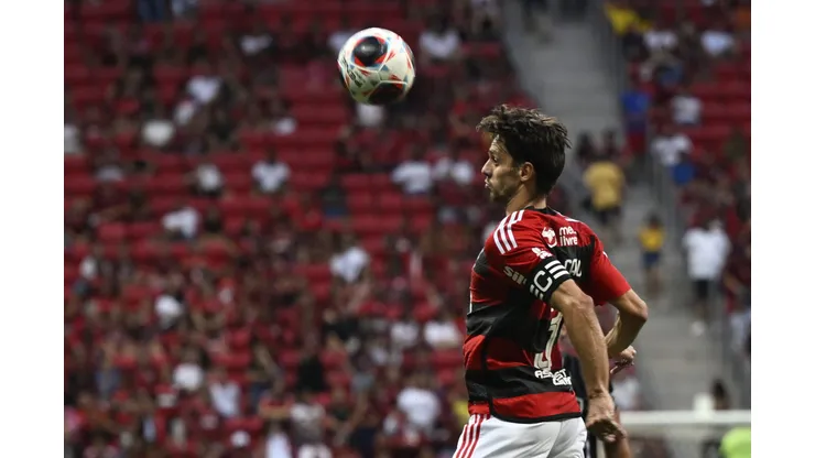 Rodrigo Caio volta à pauta no São Paulo com os 30% dos direitos - Foto: Mateus Bonomi/AGIF