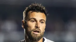 - Lucas Lima jogador do Santos durante partida contra o Bragantino no estadio Vila Belmiro pelo campeonato Brasileiro A 2023. Foto: Abner Dourado/AGIF