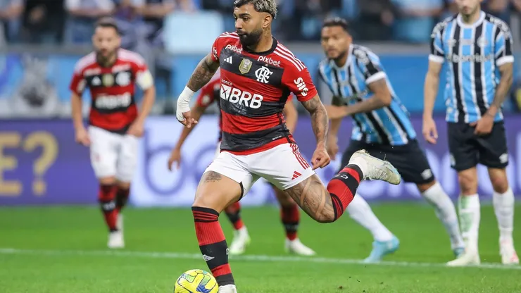 Foto: Foto: Pedro H. Tesch/AGIF - Os times com mais pênaltis marcados no Brasileirão