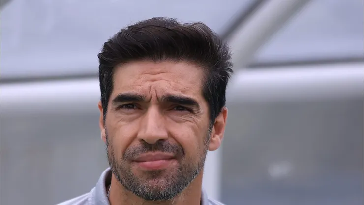 Abel Ferreira tecnico do Palmeiras durante partida contra o Santos no estadio Arena Barueri pelo campeonato Brasileiro A 2023. Foto: Marcello Zambrana/AGIF