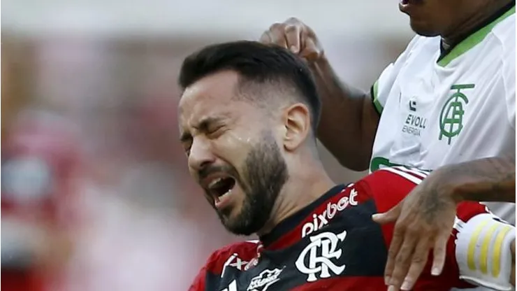 Photo by Wagner Meier/Getty Images - Everton Ribeiro deve renovar com o Flamengo