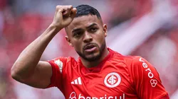 Foto: Maxi Franzoi/AGIF - Wanderson jogador do Internacional comemora seu gol durante partida contra o Santos no estadio Beira-Rio pelo campeonato Brasileiro A 2023.