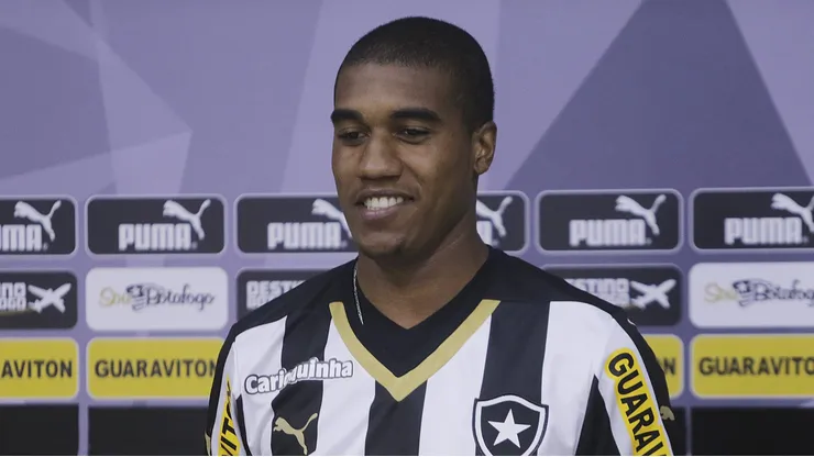 Foto: Paulo Campos/AGIF - Murilo de Souza lembra dos tempos no Botafogo