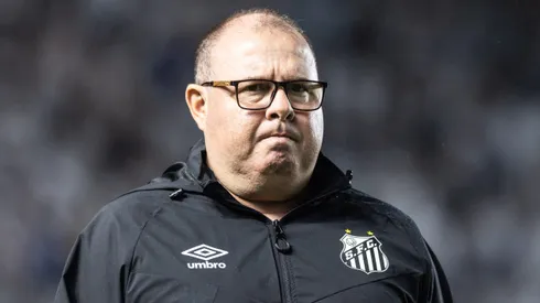 SP - SANTOS - 19/10/2023 - BRASILEIRO A 2023, SANTOS X BRAGANTINO - Marcelo Fernandes tecnico do Santos durante partida contra o Bragantino no estadio Vila Belmiro pelo campeonato Brasileiro A 2023. Foto: Abner Dourado/AGIF