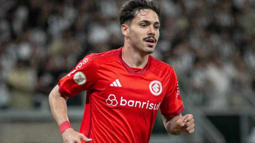 Mauricio, jogador do internacional - Foto: Fernando Moreno/AGIF - 