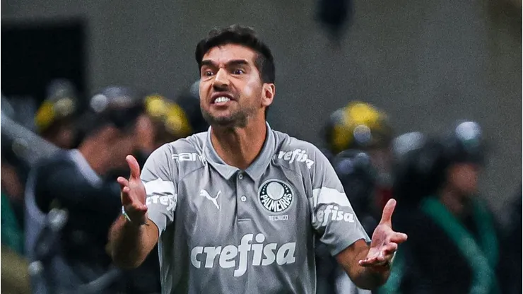Foto: Maxi Franzoi/AGIF - Um dos nomes aprovados por Abel vem irritando a torcida do Palmeiras.