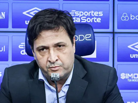 Torcida do Grêmio culpa Guerra por falta de reposição após vender meia