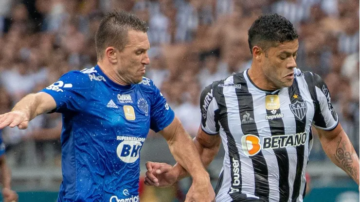 Foto: Alessandra Torres/AGIF - Hulk jogador do Atletico-MG durante partida contra o Cruzeiro no estadio Mineirao pelo campeonato Mineiro 2022.