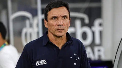 Foto: Gilson Lobo/AGIF - Ze Ricardo tecnico do Cruzeiro durante partida contra o Flamengo no estadio Mineirao pelo campeonato Brasileiro A 2023.