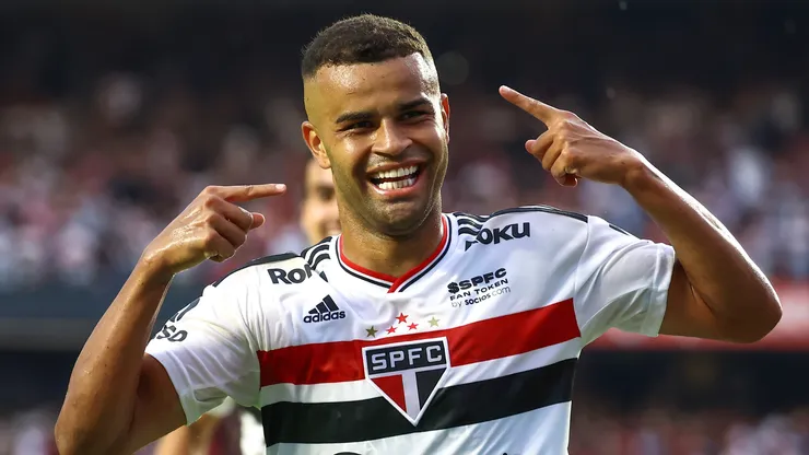 Foto: Marcello Zambrana/AGIF - Meio-campista é visto com bons olhos pela comissão técnica