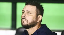 PR - CURITIBA - 18/10/2023 - BRASILEIRO A 2023, CORITIBA X CUIABA - Thiago Kosloski tecnico do Coritiba durante partida contra o Cuiaba no estadio Couto Pereira pelo campeonato Brasileiro A 2023. Foto: Gabriel Machado/AGIF