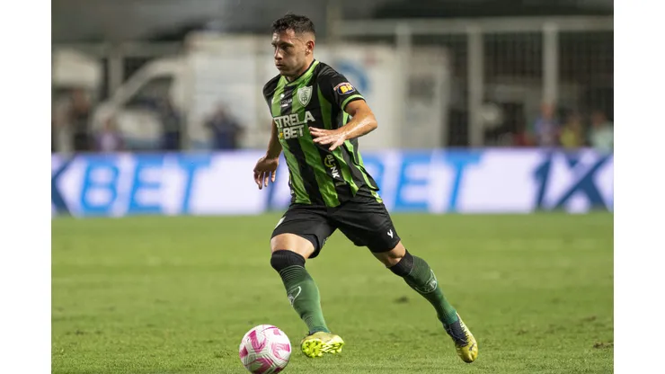 R$ 6,2 milhões por 100%: São Paulo define situação de Martínez - Foto: Alessandra Torres/AGIF