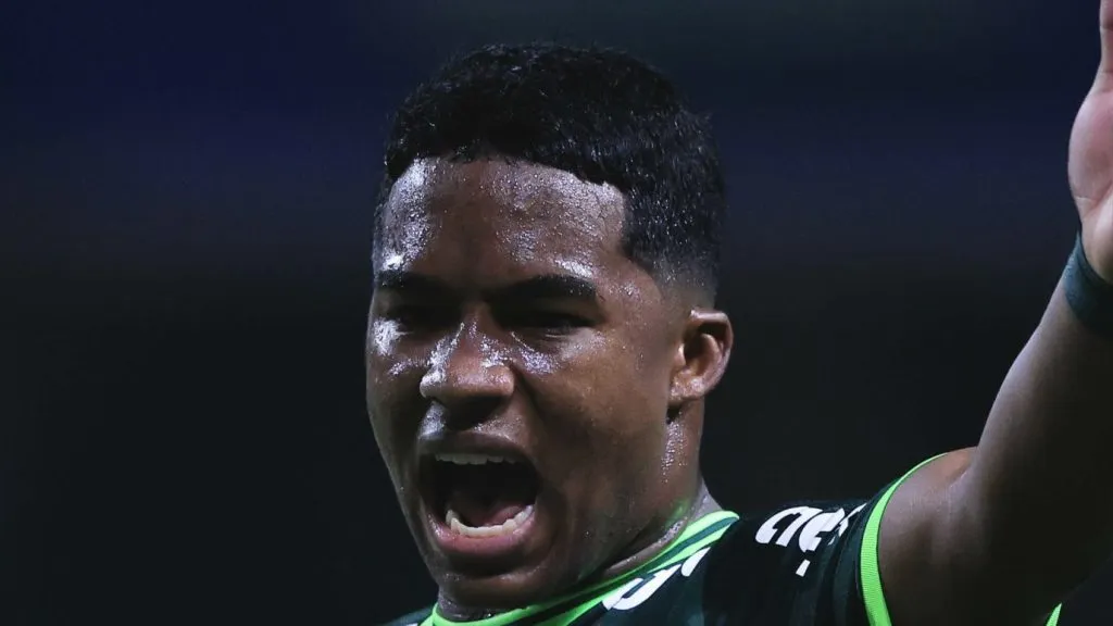 SP – SAO PAULO – 05/10/2023 – LIBERTADORES 2023, PALMEIRAS X BOCA JUNIORS – Endrick jogador do Palmeiras durante partida contra o Boca Juniors no estadio Arena Allianz Parque pelo campeonato Libertadores 2023. Foto: Ettore Chiereguini/AGIF