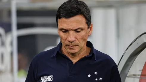 MG - BELO HORIZONTE - 19/10/2023 - BRASILEIRO A 2023, CRUZEIRO X FLAMENGO - Ze Ricardo tecnico do Cruzeiro durante partida contra o Flamengo no estadio Mineirao pelo campeonato Brasileiro A 2023. Foto: Gilson Lobo/AGIF