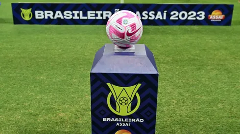 BA - SALVADOR - 18/10/2023 - BRASILEIRO A 2023, BAHIA X INTERNACIONAL - A bola do jogo vista antes da partida entre Bahia e Internacional no estadio Arena Fonte Nova pelo campeonato Brasileiro A 2023. Foto: Walmir Cirne/AGIF