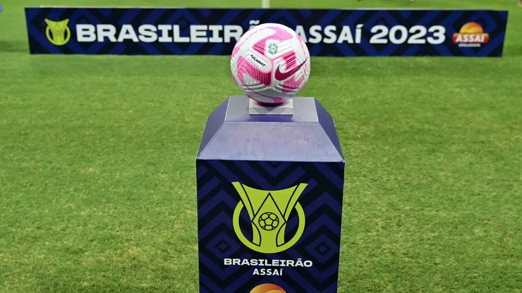 BA - SALVADOR - 18/10/2023 - BRASILEIRO A 2023, BAHIA X INTERNACIONAL - A bola do jogo vista antes da partida entre Bahia e Internacional no estadio Arena Fonte Nova pelo campeonato Brasileiro A 2023. Foto: Walmir Cirne/AGIF
