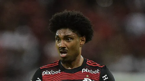 Foto: Thiago Ribeiro/AGIF - Vitinho tem problema na Arábia Saudit