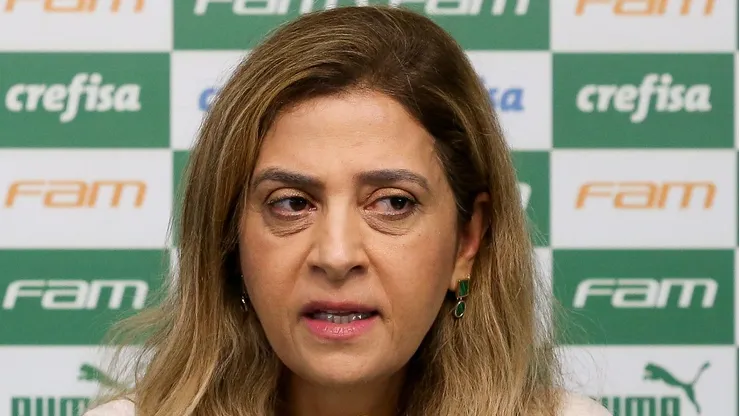 Leila Pereira é surpreendida nos bastidores com atitude da torcida