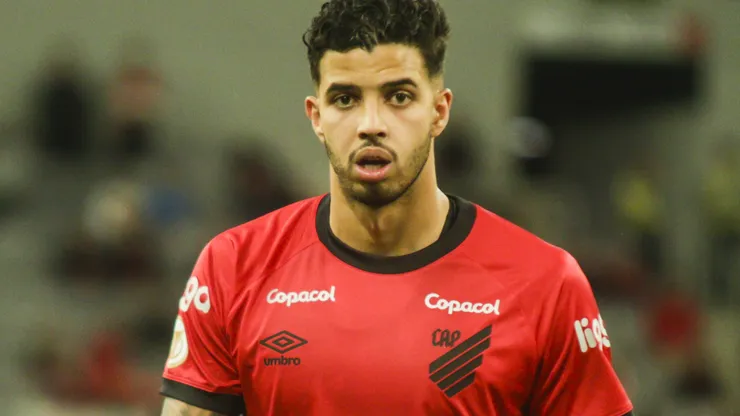 Foto: Gabriel Machado/AGIF - Kaique Rocha: zagueiro provocou torcedores do Grêmio