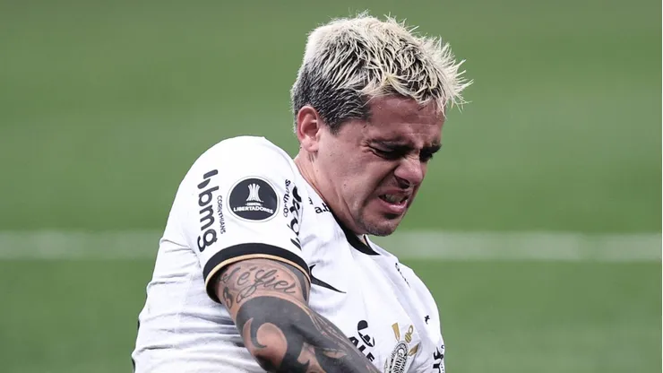 Foto: Ettore Chiereguini/AGIF - Fagner vem sendo cobrado no Corinthians.