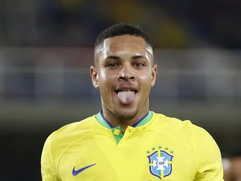 R$ 21 MILHÕES! Torcida do Grêmio quer parça de Vitor Roque