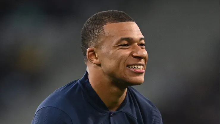 Foto: Mike Hewitt/Getty Images - Mbappé é o camisa 10 da França