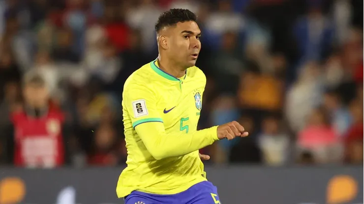 Foto: Vitor Silva/CBF - Casemiro em ação durante a partida.