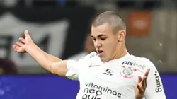 MG - BELO HORIZONTE - 08/07/2023 - BRASILEIRO A 2023, ATLETICO-MG X CORINTHIANS - Gabriel Moscardo jogador do Corinthians durante partida contra o Atletico-MG no estadio Mineirao pelo campeonato Brasileiro A 2023. Foto: Gilson Lobo/AGIF