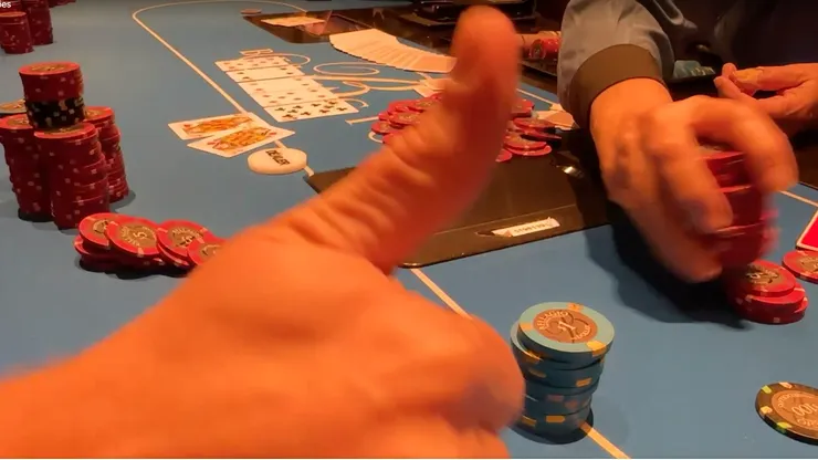 Suposto roubo de fichas de poker (Foto: Reprodução/Twitch)