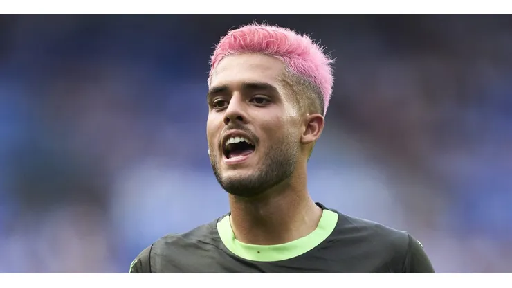 Yan Couto jogando pelo Girona da Espanha. Foto: Juan Manuel Serrano Arce/ Getty Images