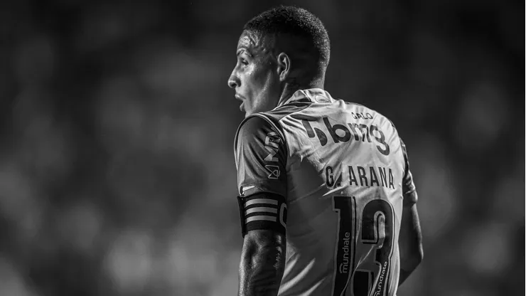 Guilherme Arana está na lista de aprovações de Tite para reforçar o Flamengo em 2024