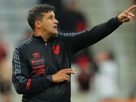 Wesley Carvalho manda a real sobre o que acha do elenco do Athletico