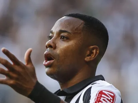 Aconteceu isso com Robinho: Atacante recebe convite para voltar a jogar