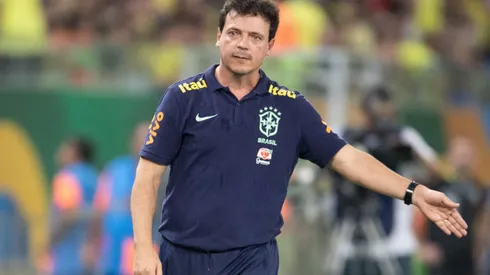 MT - CUIABA - 12/10/2023 - ELIMINATORIAS COPA DO MUNDO 2026, BRASIL X VENEZUELA - Fernando Diniz tecnico do Brasil durante partida contra o Venezuela no estadio Arena Pantanal pelo campeonato Eliminatorias Copa Do Mundo 2026. Foto: Gil Gomes/AGIF
