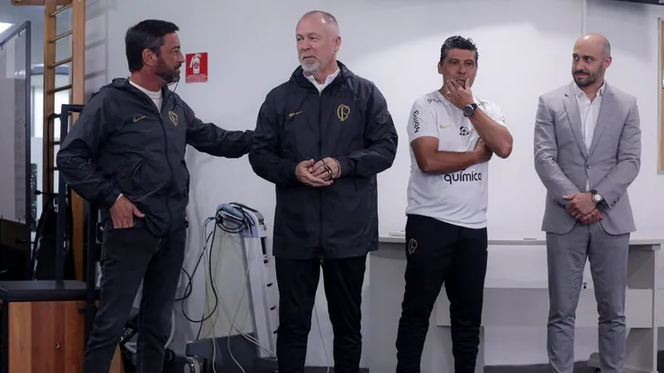 Foto: Rodrigo Coca/Agência Corinthians - Mano Menezes tem futuro incerto